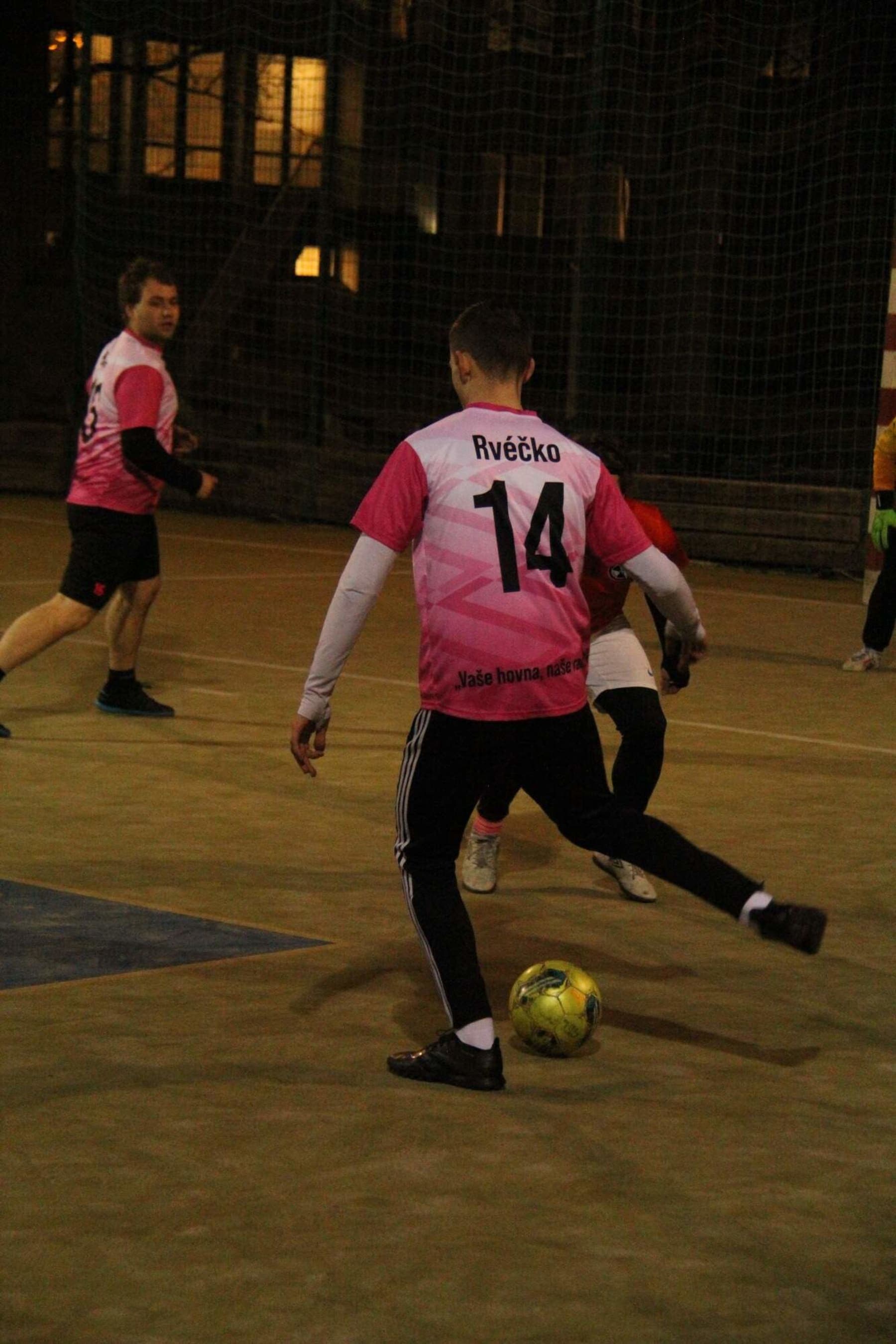 2024   TRALALALALA IMG_1738_i7rll7