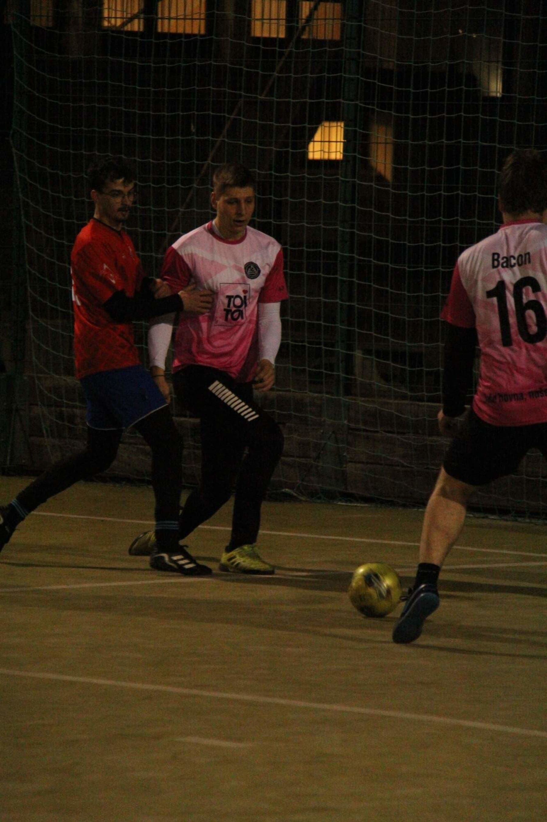 2024   TRALALALALA IMG_1742_mopgpv