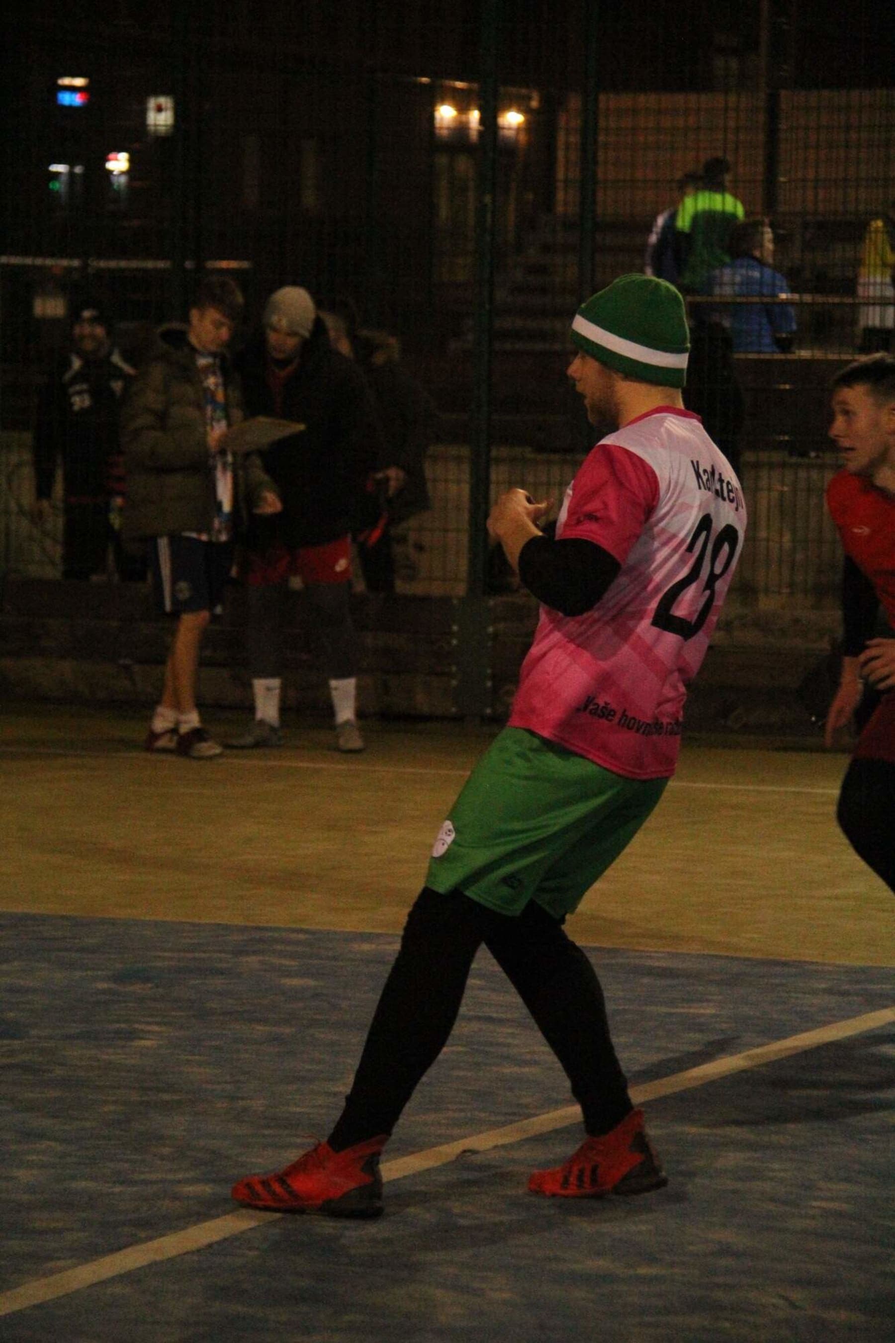 2024   TRALALALALA IMG_1848_r516i7