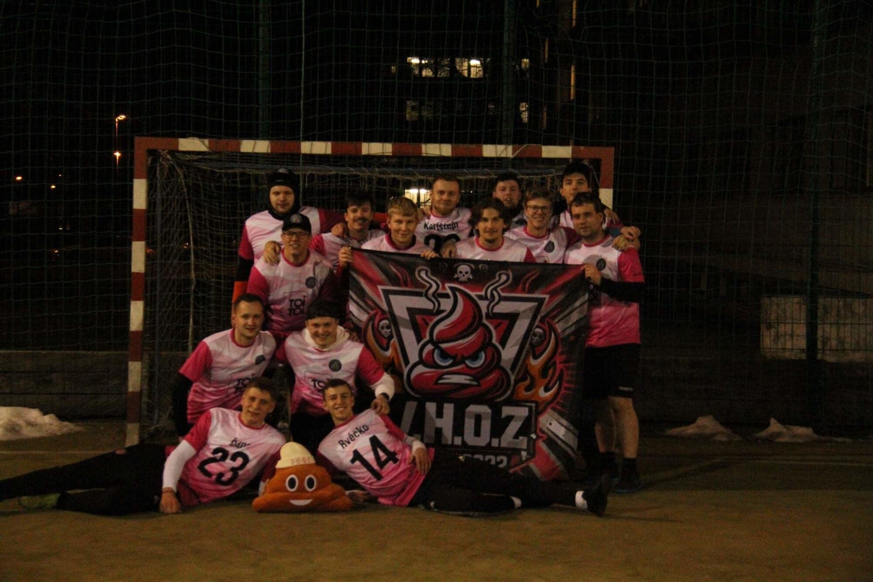 2024   TRALALALALA IMG_1872_ms0ppo